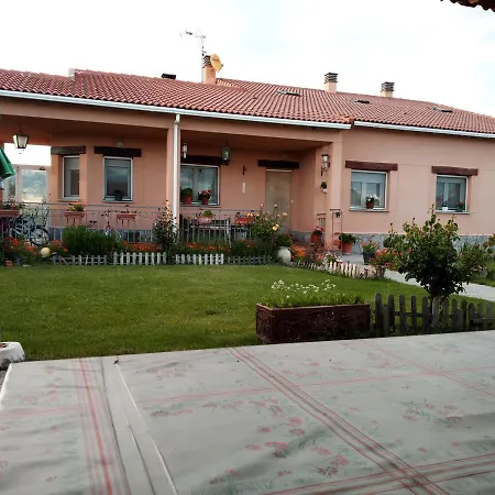 カントリーハウス Campos Padiernos